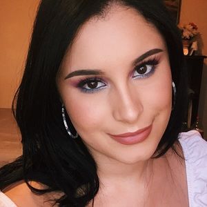 Meet your Posher, Gabby